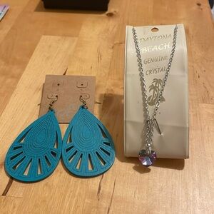 Crystal Heart Peadant Necklace & wood turquoise earrings